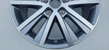 Laden Sie das Bild in den Galerie-Viewer, 1x Alufelge 17 Zoll 7.0" 5x120 50ET 7E0601025L VW I Rim Wheel FEL8656086805za