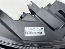 Laden Sie das Bild in den Galerie-Viewer, Frontscheinwerfer Renault Master 260105567R Rechts Scheinwerfer Headlight SCH5700134141xq