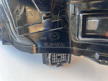 Laden Sie das Bild in den Galerie-Viewer, Frontscheinwerfer Mazda 3 BCJH-51030 Rechts Scheinwerfer Headlight SCH2320571504ql