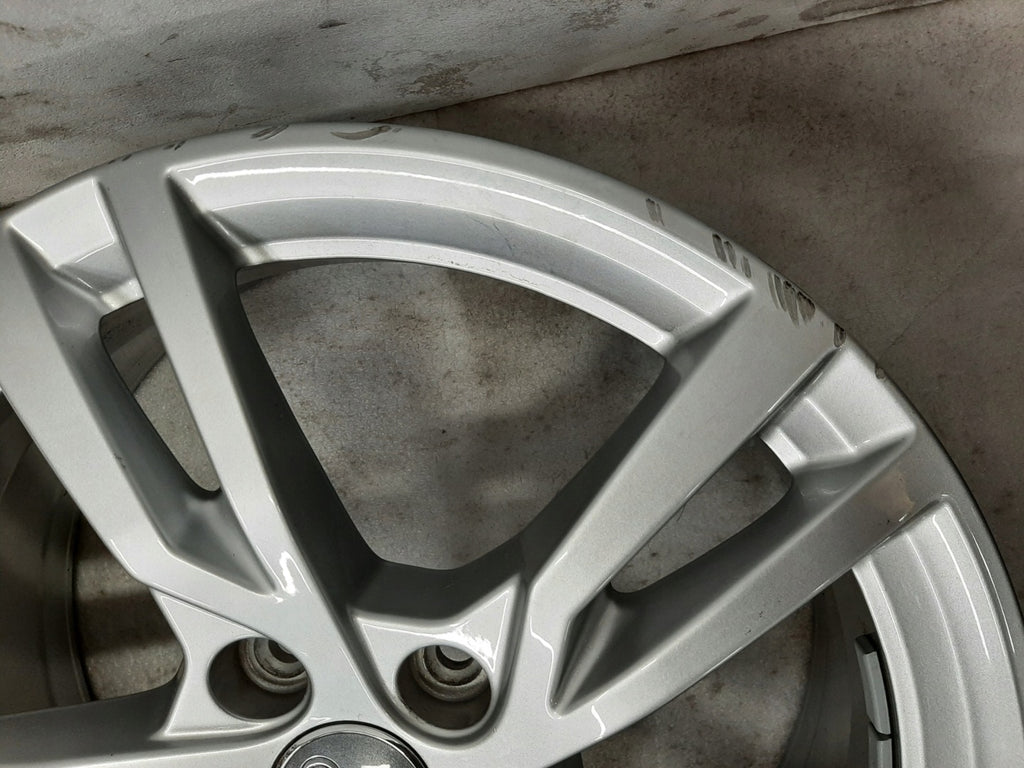 4x Alufelge 17 Zoll 6.5" 5x112 43ET Glanz Silber 8V0601025DK Audi Rim Wheel FEL6381213204pz