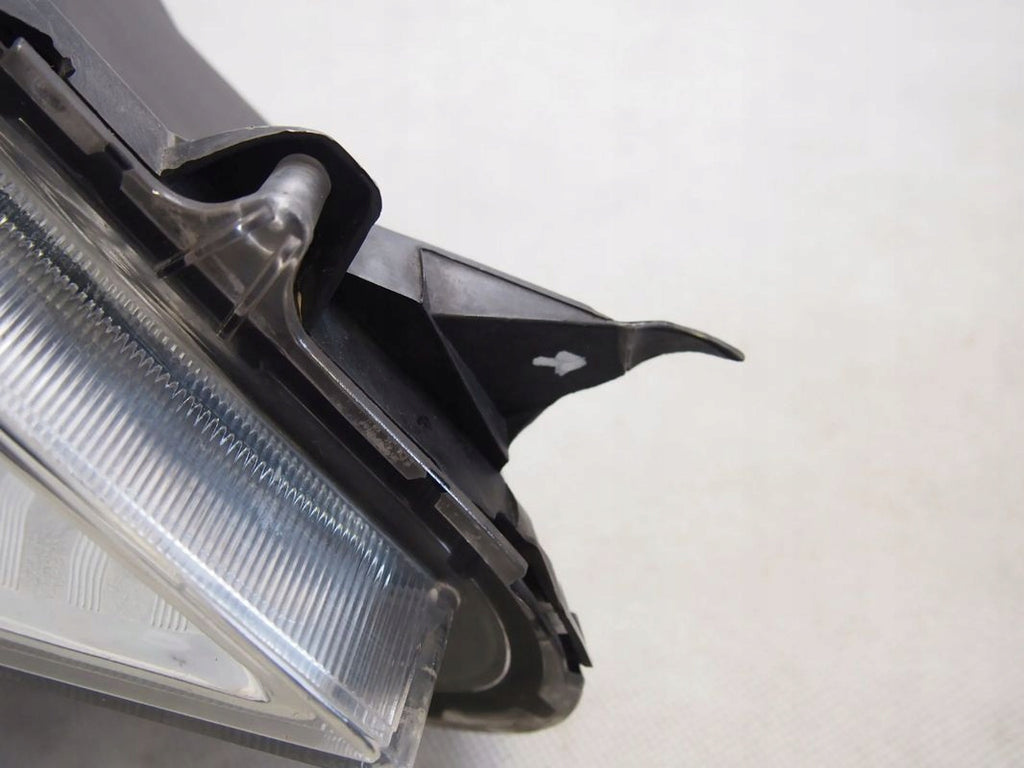 Frontscheinwerfer Toyota Sienna Rechts Scheinwerfer Headlight SCH9117867931gp