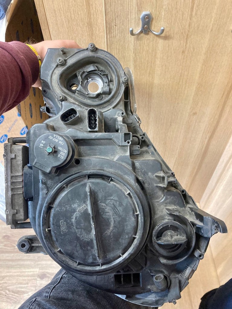 Frontscheinwerfer Mercedes-Benz W211 154360-01 Xenon Rechts Headlight SCH9236033697lh