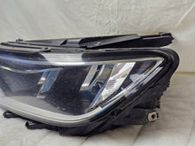 Laden Sie das Bild in den Galerie-Viewer, Frontscheinwerfer VW Passat B8 3G1941005B Halogen Links Scheinwerfer Headlight