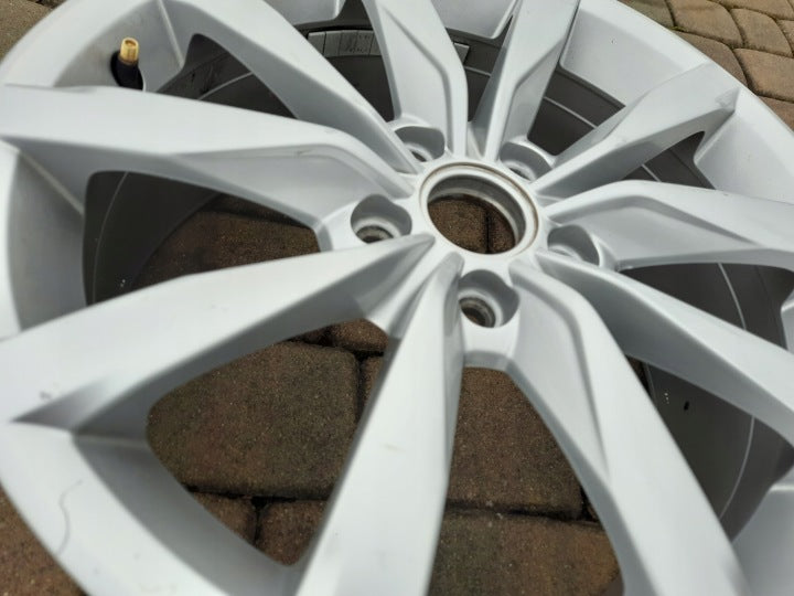 1x Alufelge 17 Zoll 7.0" 5x112 49ET VW Golf Rim Wheel FEL3135594247ev