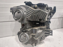 Laden Sie das Bild in den Galerie-Viewer, Frontscheinwerfer Ford FL3413006A Links Scheinwerfer Headlight SCH4669765700ow