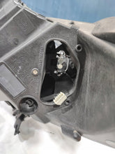 Laden Sie das Bild in den Galerie-Viewer, Frontscheinwerfer Opel Astra K 39111150 Rechts Scheinwerfer Headlight SCH9939890549ef