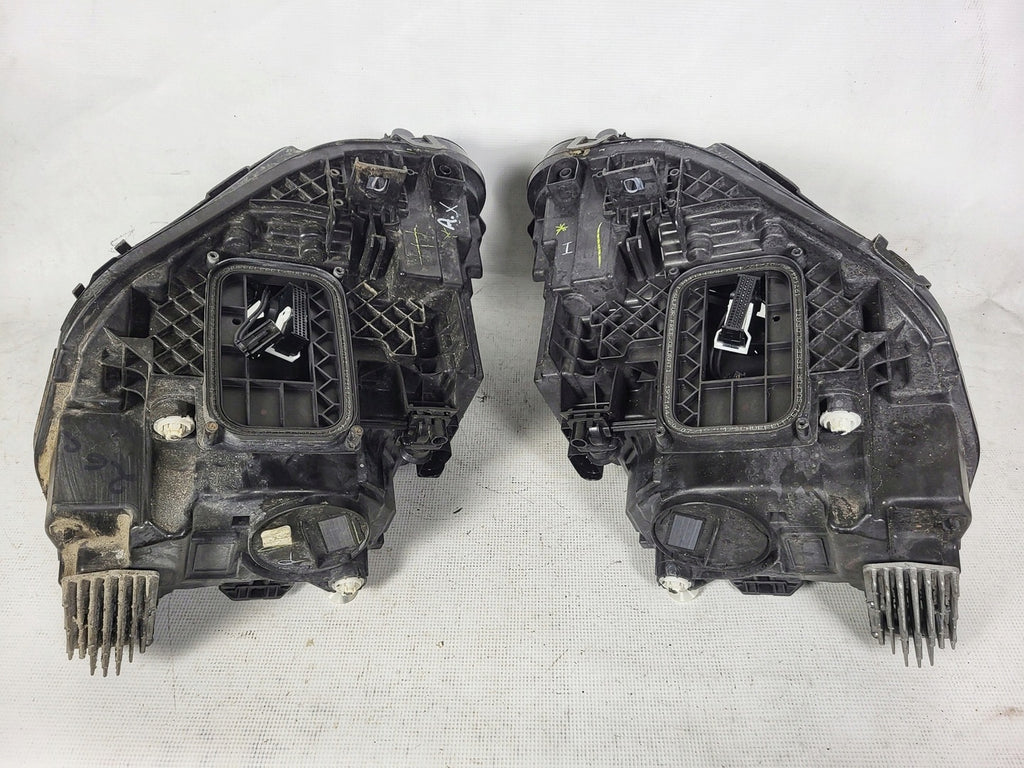 Frontscheinwerfer Mercedes-Benz W247 A2479063100 A2479063200 Ein Satz Headlight SCH2629731911th