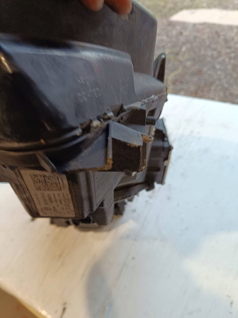 Frontscheinwerfer VW Sportsvan 517941751B Xenon Links Scheinwerfer Headlight SCH8246413034fs