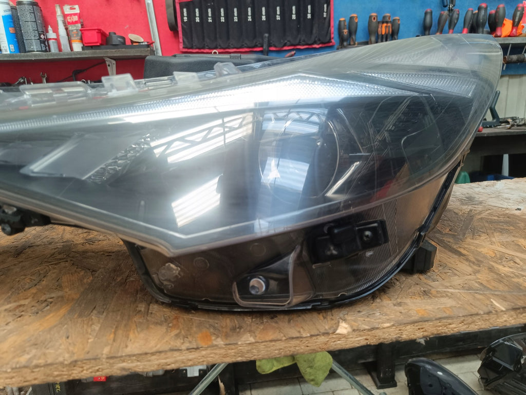 Frontscheinwerfer Hyundai Elantra VII 92101-AA000 202492101-AA LED FALSE SCH7106892953kb