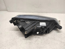 Laden Sie das Bild in den Galerie-Viewer, Frontscheinwerfer Skoda Superb III 9V1941015B- Xenon Links Headlight