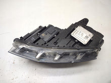 Laden Sie das Bild in den Galerie-Viewer, Frontscheinwerfer Skoda Octavia III 4G0907697D Xenon FALSE Headlight SCH3535811378yx
