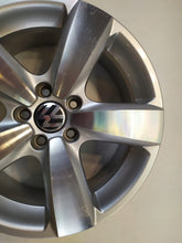 Load image into Gallery viewer, 1x Alufelge 17 Zoll 7.0&quot; 5x112 43ET 5N0601025C VW Tiguan Rim Wheel