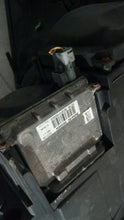 Laden Sie das Bild in den Galerie-Viewer, Frontscheinwerfer Renault Espace IV 8200394710 Xenon Rechts Headlight SCH4518660851bi