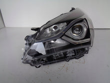Load image into Gallery viewer, Frontscheinwerfer Toyota Yaris Links Scheinwerfer Headlight