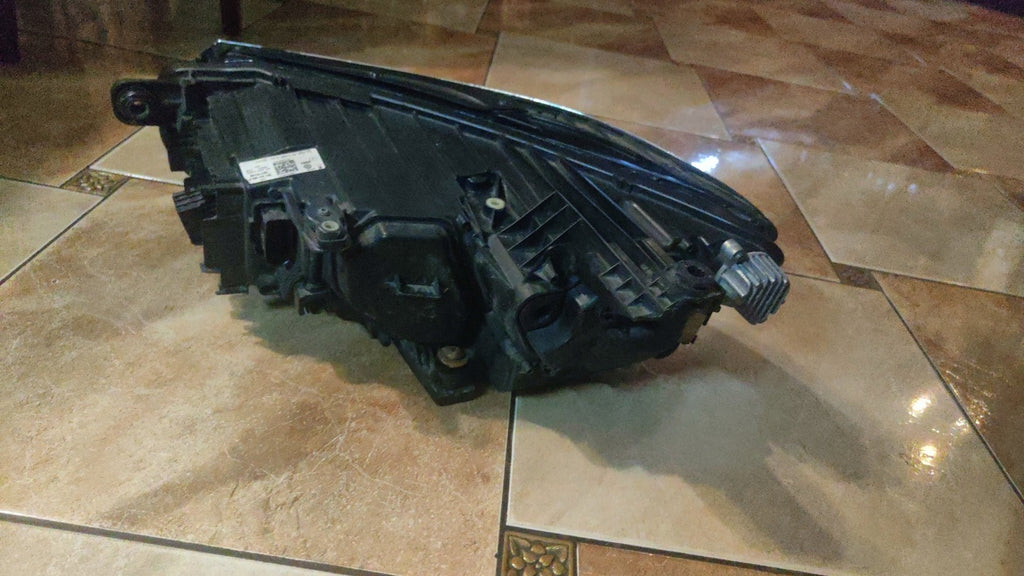 Frontscheinwerfer VW Passat B8 3G1941082P Full LED Rechts Scheinwerfer Headlight SCH6308686376km