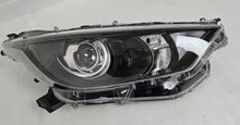 Load image into Gallery viewer, Frontscheinwerfer Toyota Yaris LED Rechts Scheinwerfer Headlight SCH2530610955fc