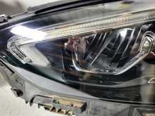 Laden Sie das Bild in den Galerie-Viewer, Frontscheinwerfer Mercedes-Benz W206 A2069068104 A2069068204 LED Ein Satz SCH6588384095mb