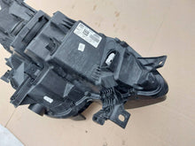 Laden Sie das Bild in den Galerie-Viewer, Frontscheinwerfer Renault Megane IV 260603157R 90060911 Links Headlight SCH5437093361xo