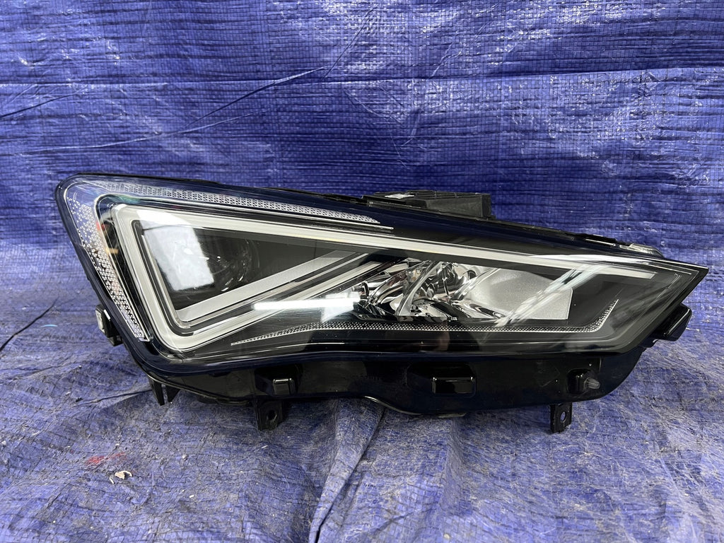 Frontscheinwerfer Seat Leon 5FB941008F Rechts Scheinwerfer Headlight