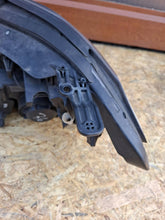Laden Sie das Bild in den Galerie-Viewer, Frontscheinwerfer Opel Mokka 95095497 Rechts Scheinwerfer Headlight SCH3800977063rc