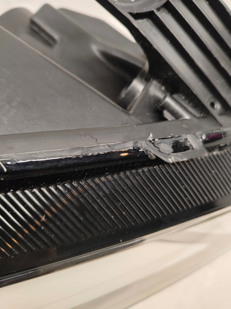 Frontscheinwerfer Dacia Sandero 260107978R Full LED Rechts Headlight