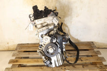 Laden Sie das Bild in den Galerie-Viewer, Motor Toyota Aygo 1KR-B52 1.0 VVTI 72PS 2021 Benzin Engine Unkomplett MOT3398103333gl