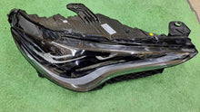 Laden Sie das Bild in den Galerie-Viewer, Frontscheinwerfer Alfa Romeo Stelvio Rechts Scheinwerfer Headlight SCH4382834174fu