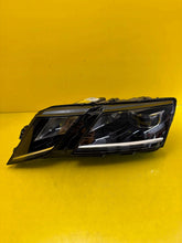 Laden Sie das Bild in den Galerie-Viewer, Frontscheinwerfer Skoda Octavia III 5E1941015E LED Links Scheinwerfer Headlight SCH2838705668cu
