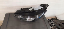 Load image into Gallery viewer, Frontscheinwerfer Peugeot 208 II 73313327 Links Scheinwerfer Headlight