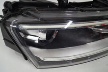 Laden Sie das Bild in den Galerie-Viewer, Frontscheinwerfer Audi Q3 8U0941004D LED Rechts Scheinwerfer Headlight