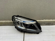 Laden Sie das Bild in den Galerie-Viewer, Frontscheinwerfer Mercedes-Benz W205 A2059066404 A2059066504 Full LED Ein Satz SCH3027187024jr