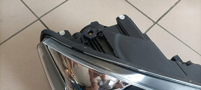 Frontscheinwerfer VW 1S1941016M Rechts Scheinwerfer Headlight SCH8747352264rg