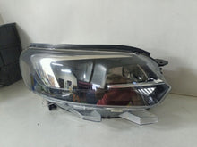 Load image into Gallery viewer, Frontscheinwerfer Citroën Jumpy Zafira C 9832836480-00 Xenon Rechts oder Links