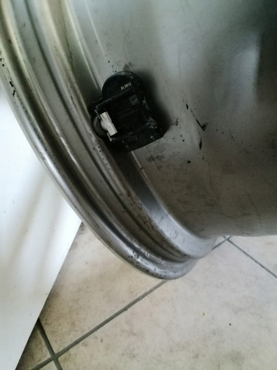 1x Alufelge 18 Zoll 7.5" 5x112 51ET Glanz Silber 7850456 BMW F39 X1 F48 FEL9328524001if