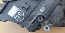 Load image into Gallery viewer, Frontscheinwerfer Audi Q7 4M0941005 Xenon Links Scheinwerfer Headlight