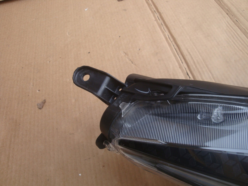 Frontscheinwerfer Toyota Yaris LED Rechts Scheinwerfer Headlight