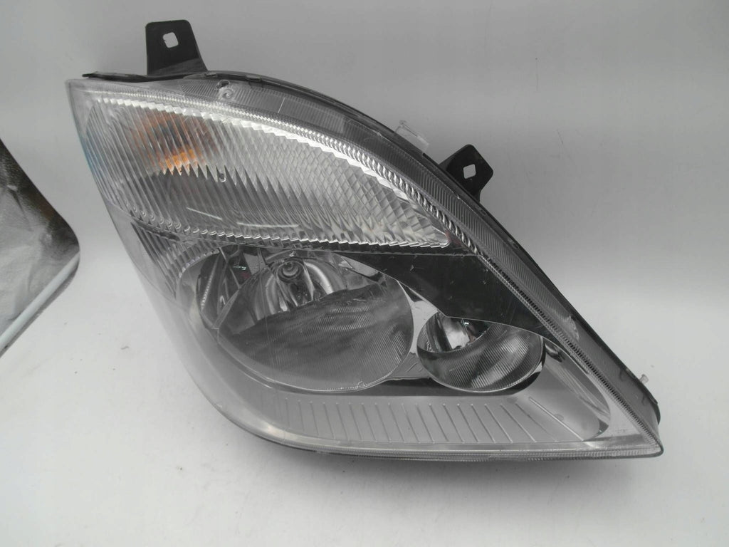 Frontscheinwerfer Mercedes-Benz Sprinter 20-B813-A5-2B Rechts Headlight SCH2718520811zg
