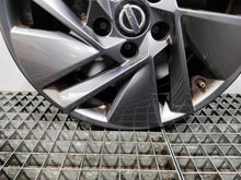 Load image into Gallery viewer, 1x Alufelge 17 Zoll 7.0" 5x114.3 40ET MA156UA2A Nissan Qashqai I J12 Rim Wheel FEL6491550560wg