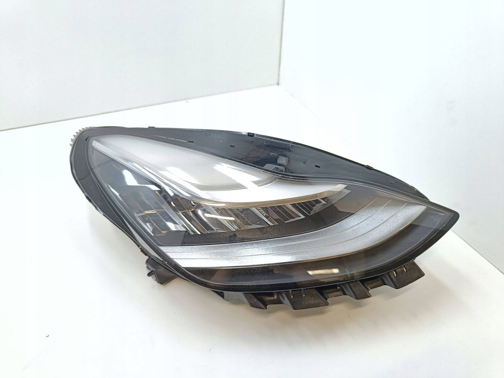 Frontscheinwerfer Tesla Model 3 1077372-10 Vorderseite Scheinwerfer Headlight