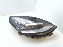 Laden Sie das Bild in den Galerie-Viewer, Frontscheinwerfer Tesla Model 3 1077372-10 Vorderseite Scheinwerfer Headlight