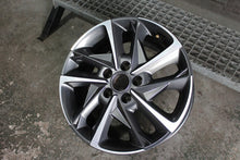 Laden Sie das Bild in den Galerie-Viewer, 1x Alufelge 17 Zoll 7.0" 5x114.3 53ET Glanz Grau 52910-G4700 Hyundai I30 Iii FEL4025087337lg