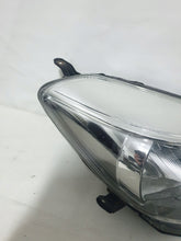 Laden Sie das Bild in den Galerie-Viewer, Frontscheinwerfer Toyota Yaris Rechts Scheinwerfer Headlight SCH3348845119nb