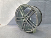 Laden Sie das Bild in den Galerie-Viewer, 1x Alufelge 19 Zoll 9.0&quot; 5x112 21ET 95B601025FR Porsche Macan 95b Rim Wheel