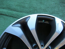 Load image into Gallery viewer, 1x Alufelge 17 Zoll 7.5" 5x112 36ET Glanz Grau A2534010600 Mercedes-Benz Glc FEL5081678115xc