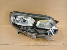 Laden Sie das Bild in den Galerie-Viewer, Frontscheinwerfer Citroën Jumpy Vivaro C 9808567680 Rechts Headlight