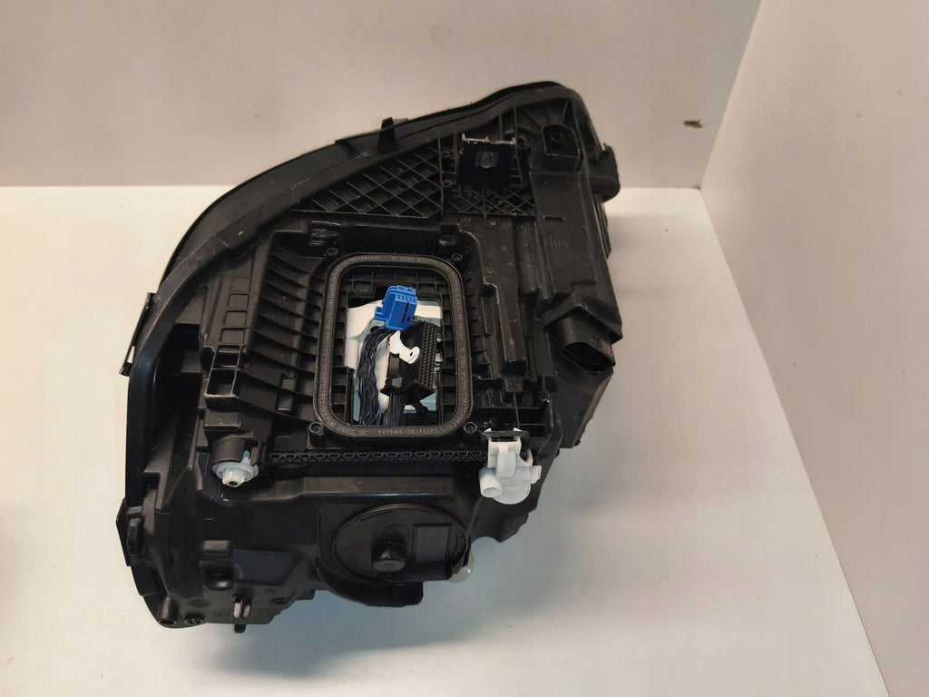 Frontscheinwerfer Mercedes-Benz Cla X118 C118 A1189061601 LED Rechts Headlight SCH5357781993jz