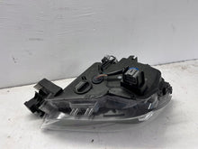 Laden Sie das Bild in den Galerie-Viewer, Frontscheinwerfer Mazda 2 Dj Full LED Rechts Scheinwerfer Headlight SCH3505762652zl