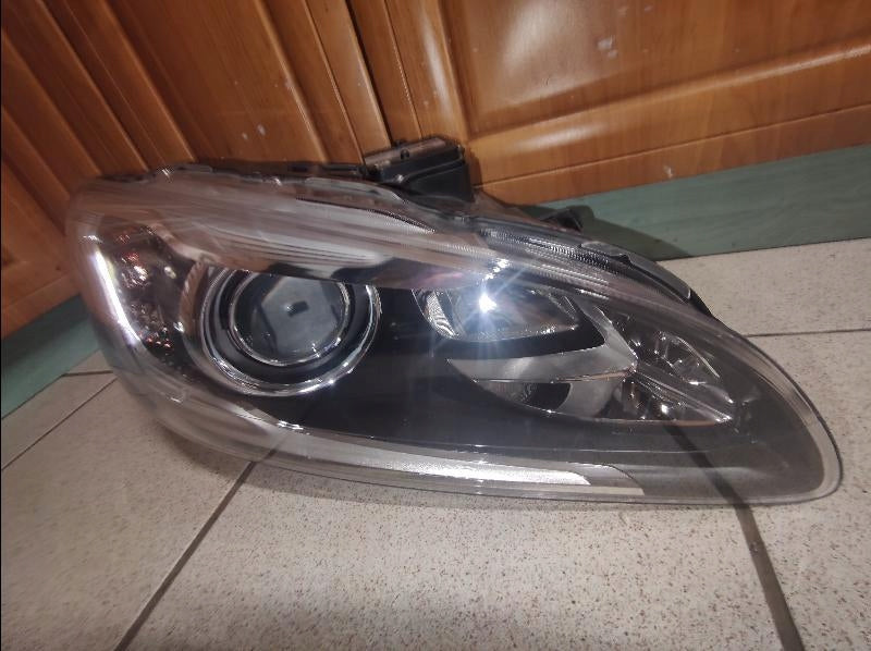 Frontscheinwerfer Volvo S60 V60 90068996 Xenon Rechts Scheinwerfer Headlight SCH6771159896qw