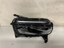 Laden Sie das Bild in den Galerie-Viewer, Frontscheinwerfer Jeep 522187170 Ein Stück (Rechts oder Links) Headlight SCH5128274743rg