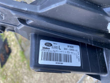 Laden Sie das Bild in den Galerie-Viewer, Frontscheinwerfer Ford Kuga I GV41-13W030-CW LED Ein Stück (Rechts oder Links) SCH1633100561ah
